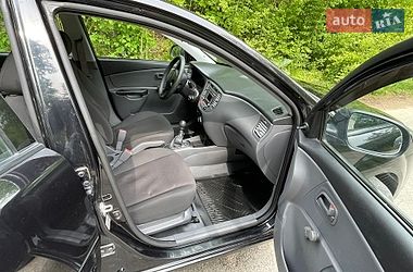 Седан Kia Rio 2010 в Чорткове