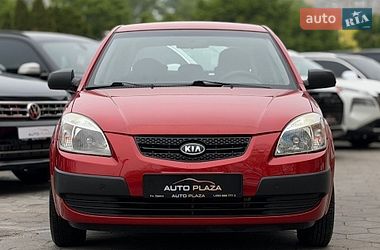 Хэтчбек Kia Rio 2008 в Одессе