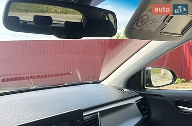 Хетчбек Kia Rio 2017 в Хмельницькому