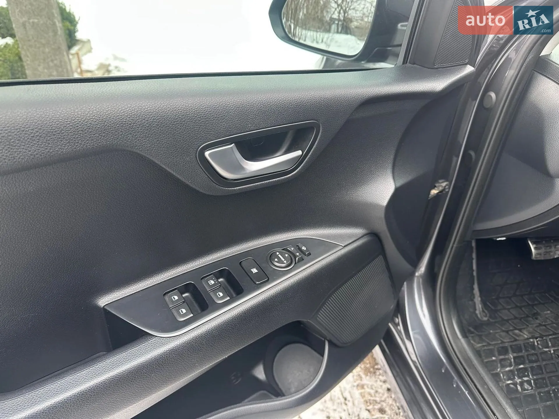 2018 Kia Rio - мініатюра 25
