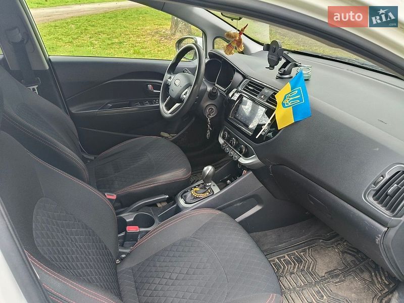Седан Kia Rio 2016 в Кривому Розі фото 8 Седан Kia Rio 2016 в Кривому Розі