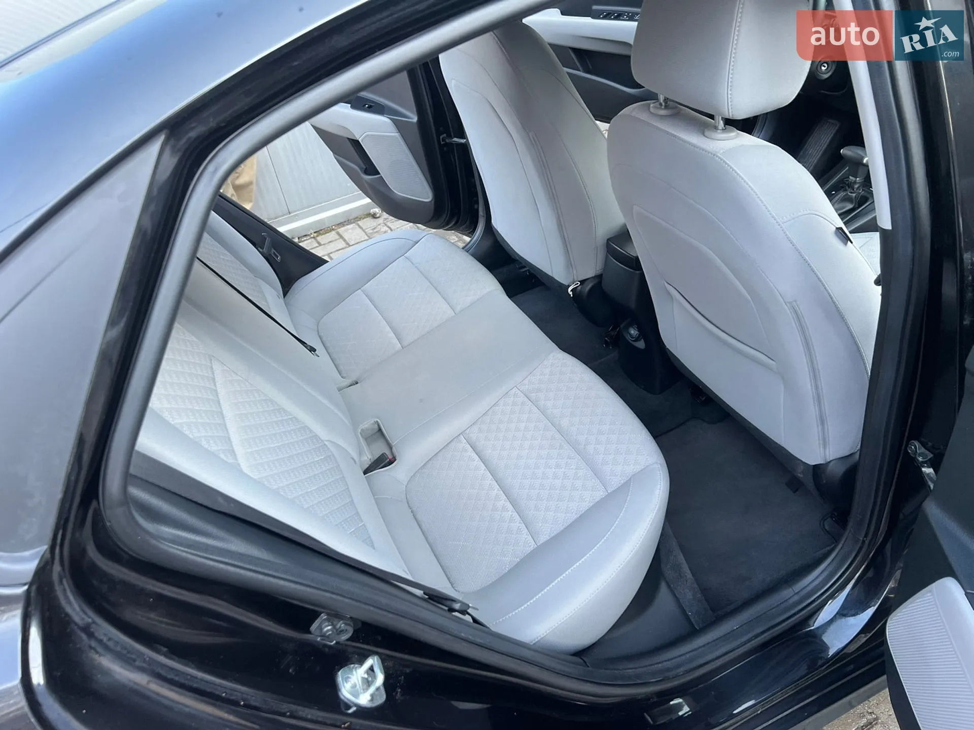 2019 Kia Rio - мініатюра 12