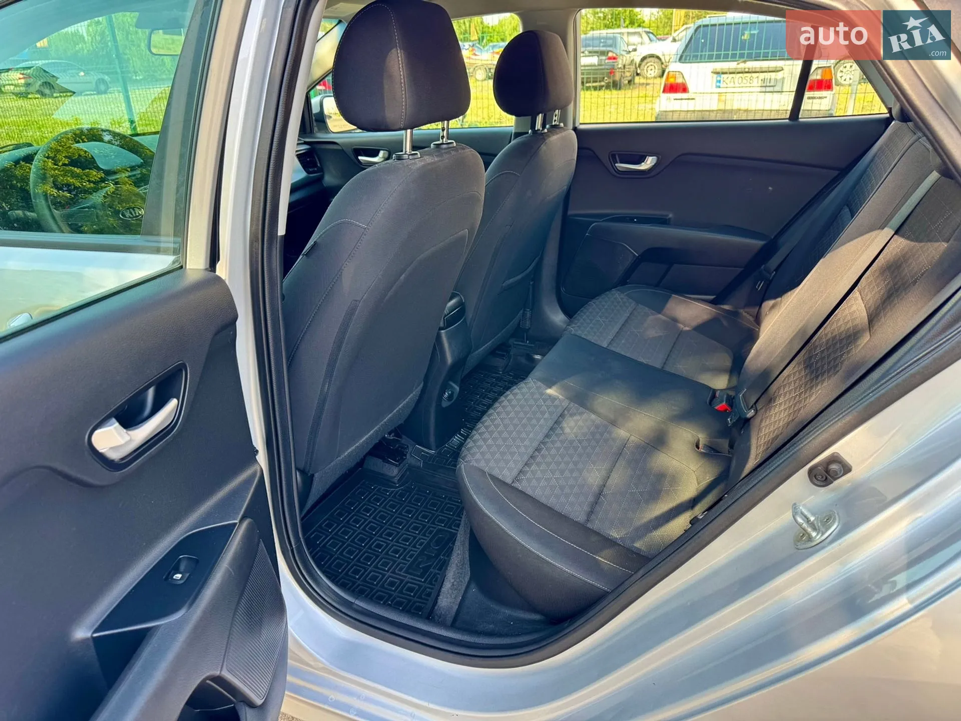 2019 Kia Rio - мініатюра 10