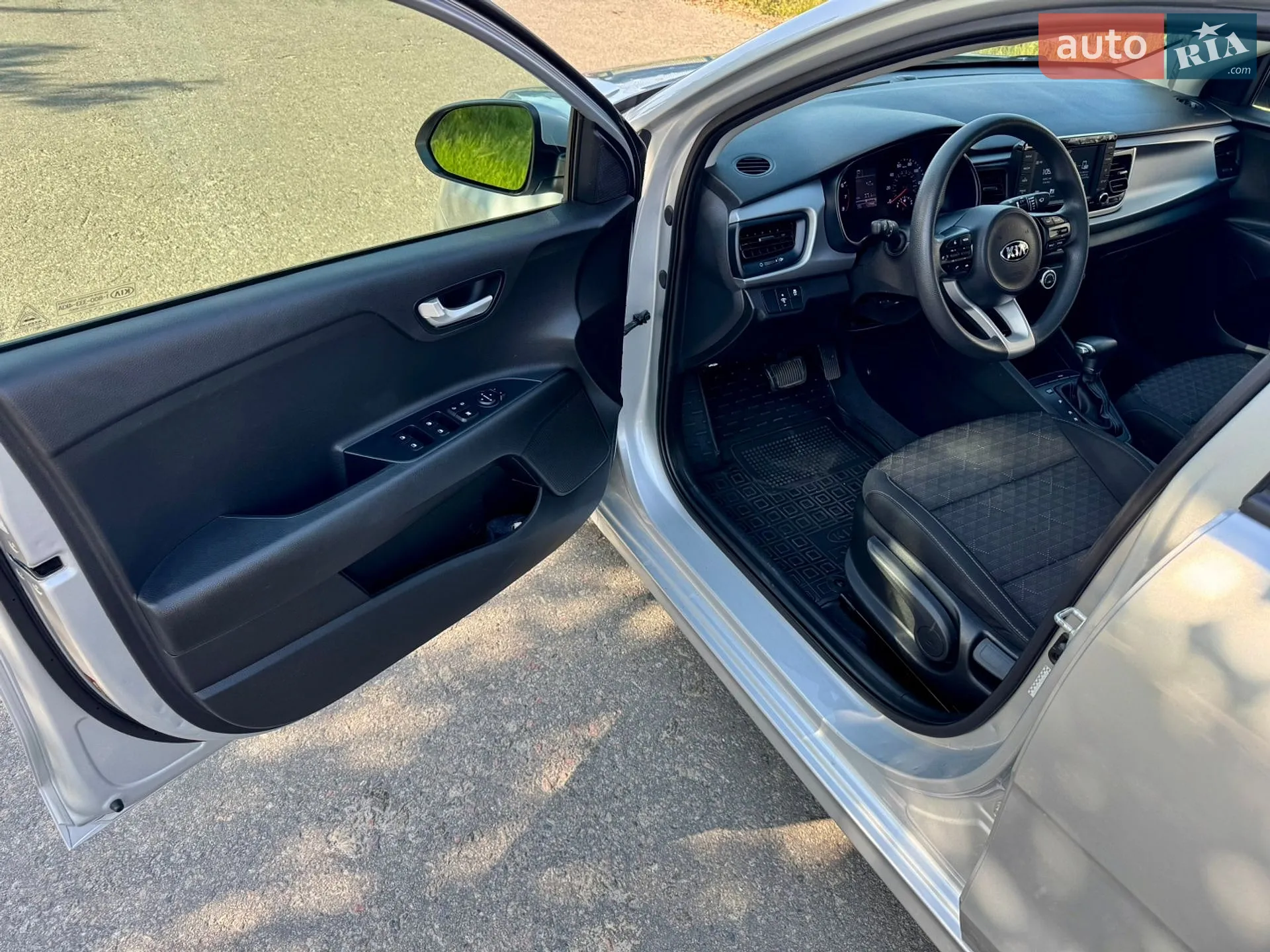 2019 Kia Rio - мініатюра 27