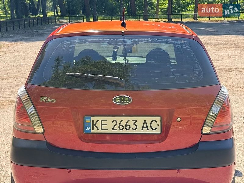 Хэтчбек Kia Rio 2007 в Сумах