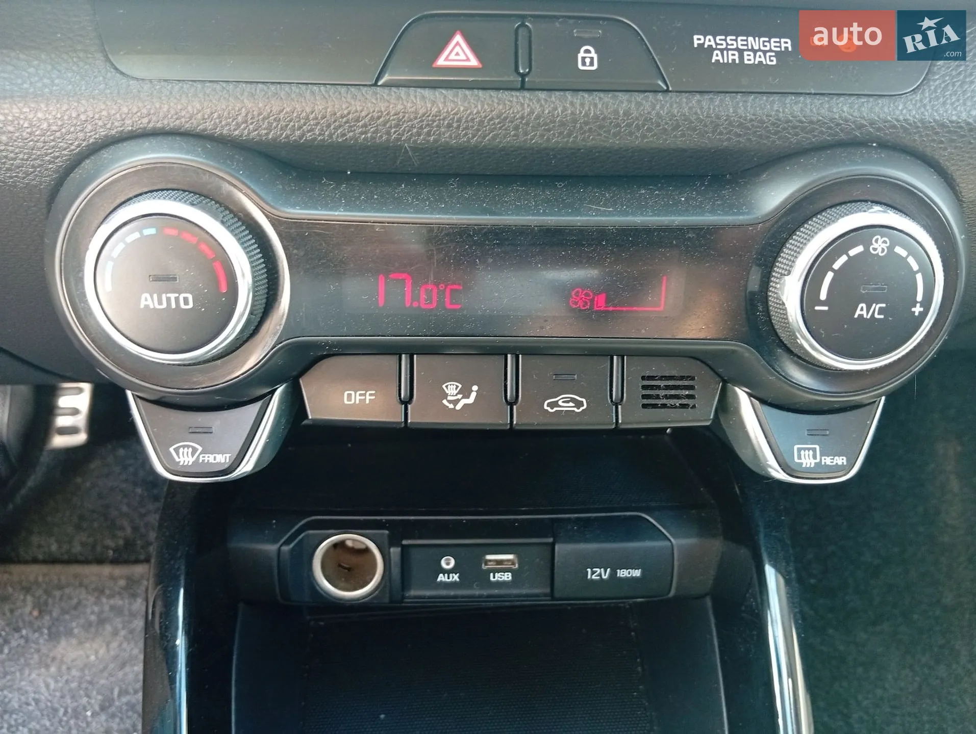 2017 Kia Rio - мініатюра 18