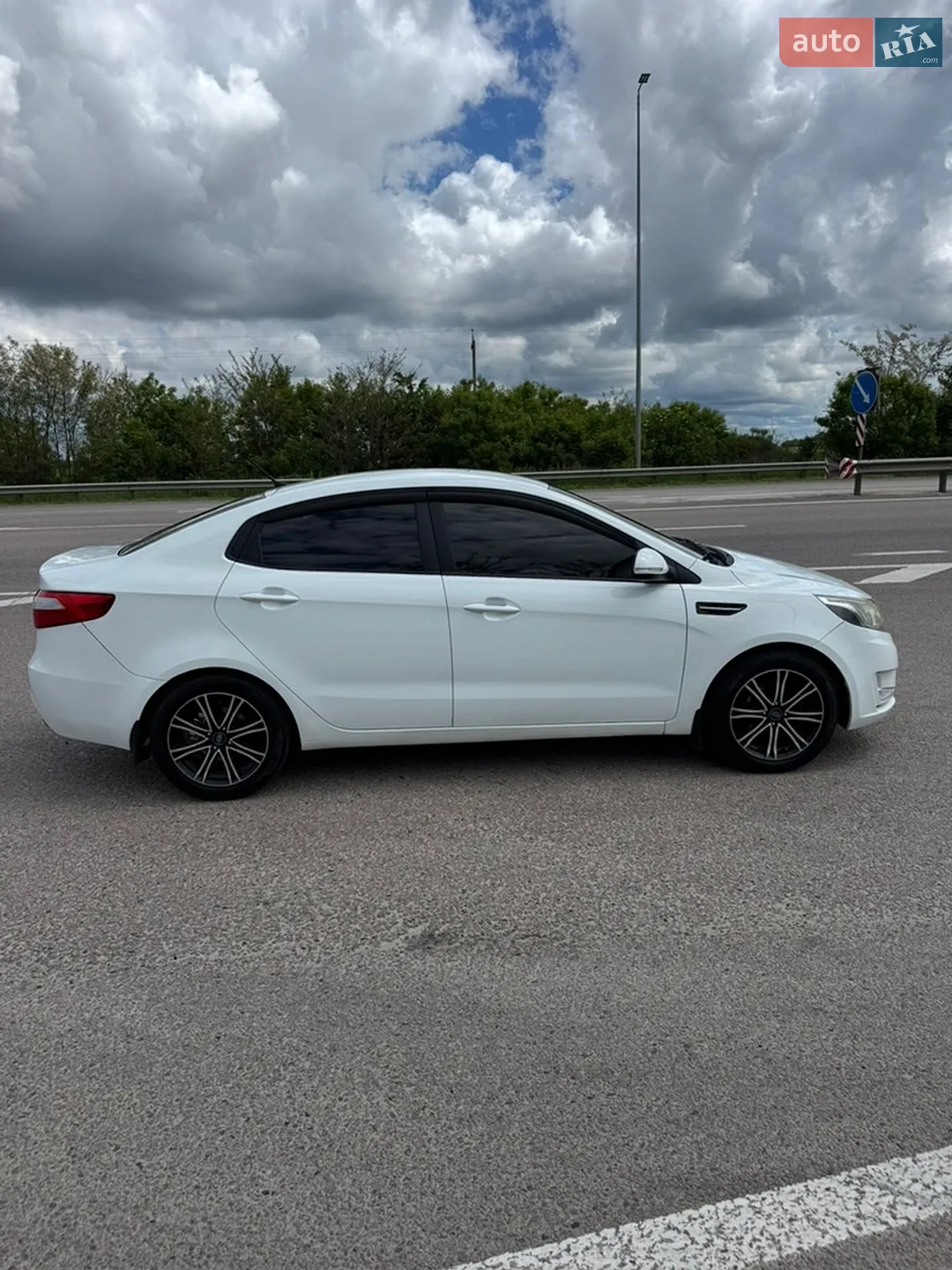 2013 Kia Rio - мініатюра 6