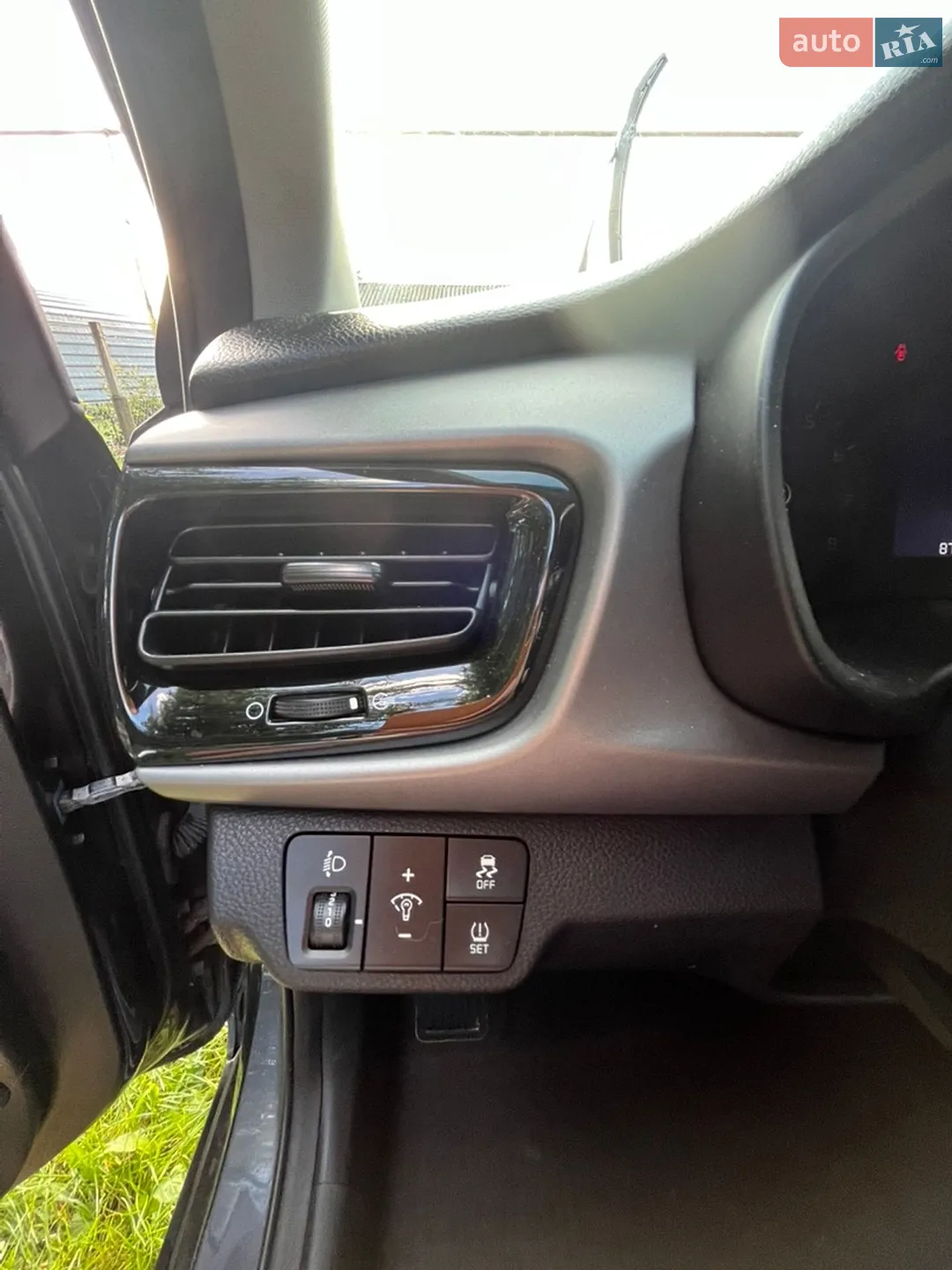 2017 Kia Rio - мініатюра 33