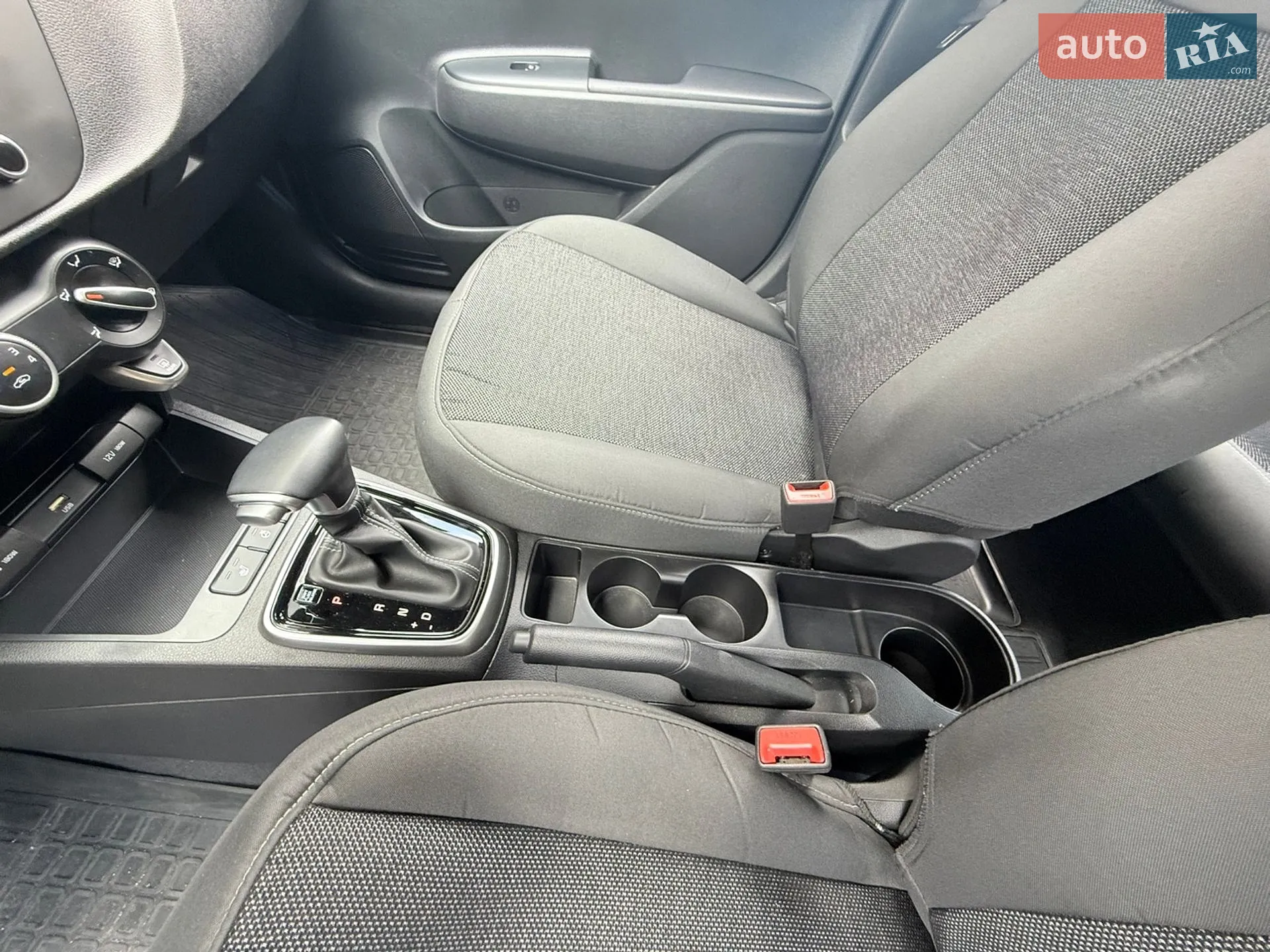 2021 Kia Rio - мініатюра 11