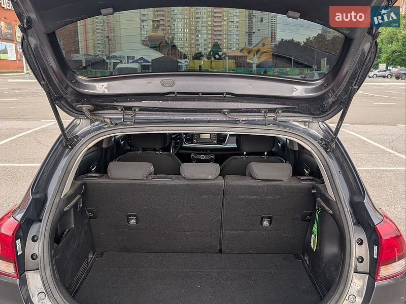 Хэтчбек Kia Rio 2017 в Броварах фото 21 Хэтчбек Kia Rio 2017 в Броварах