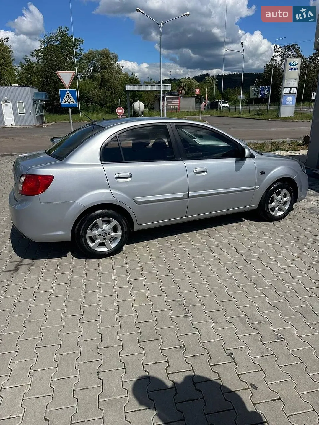 2010 Kia Rio - мініатюра 3