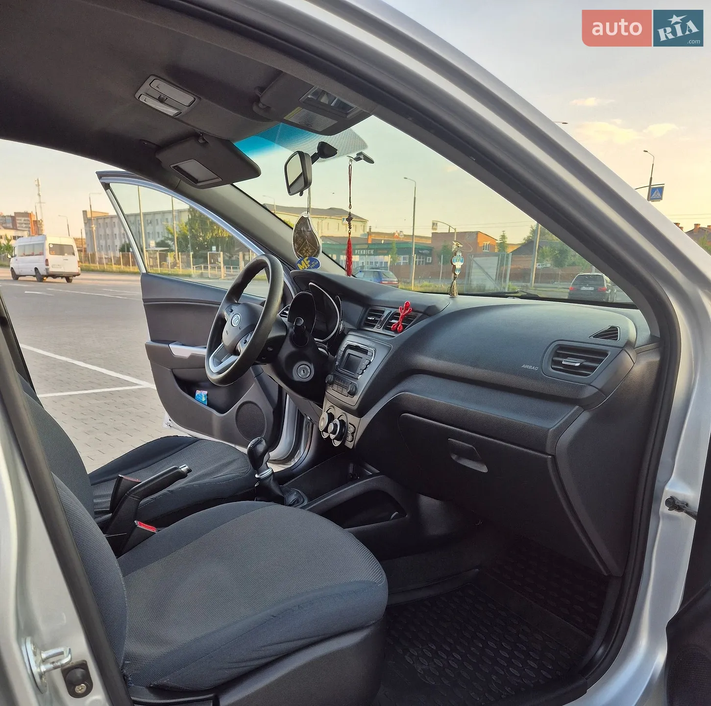 2012 Kia Rio - мініатюра 17