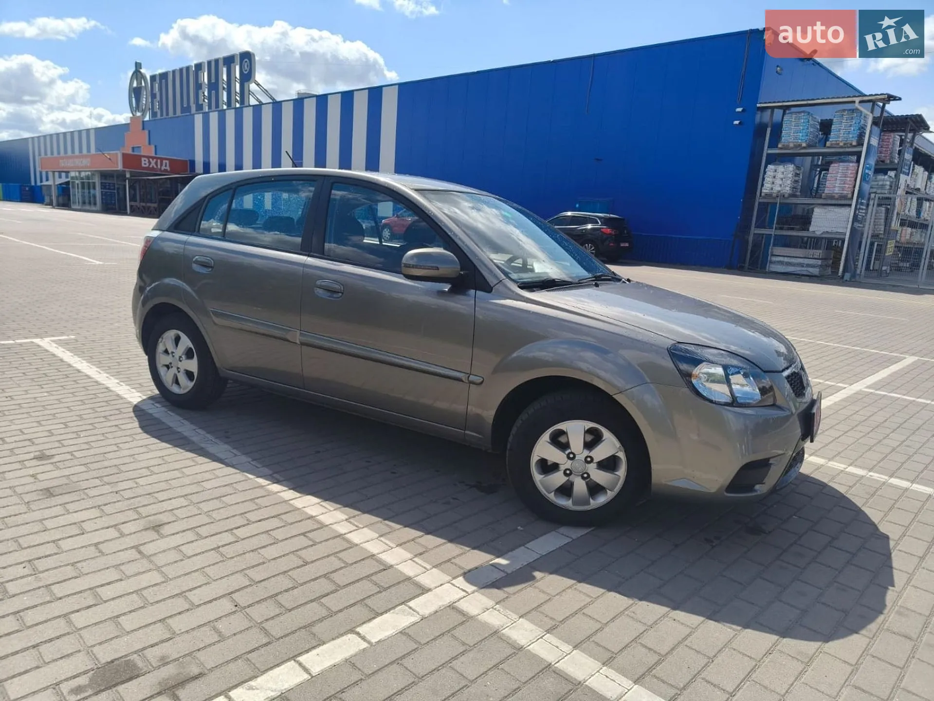 2010 Kia Rio - мініатюра 4