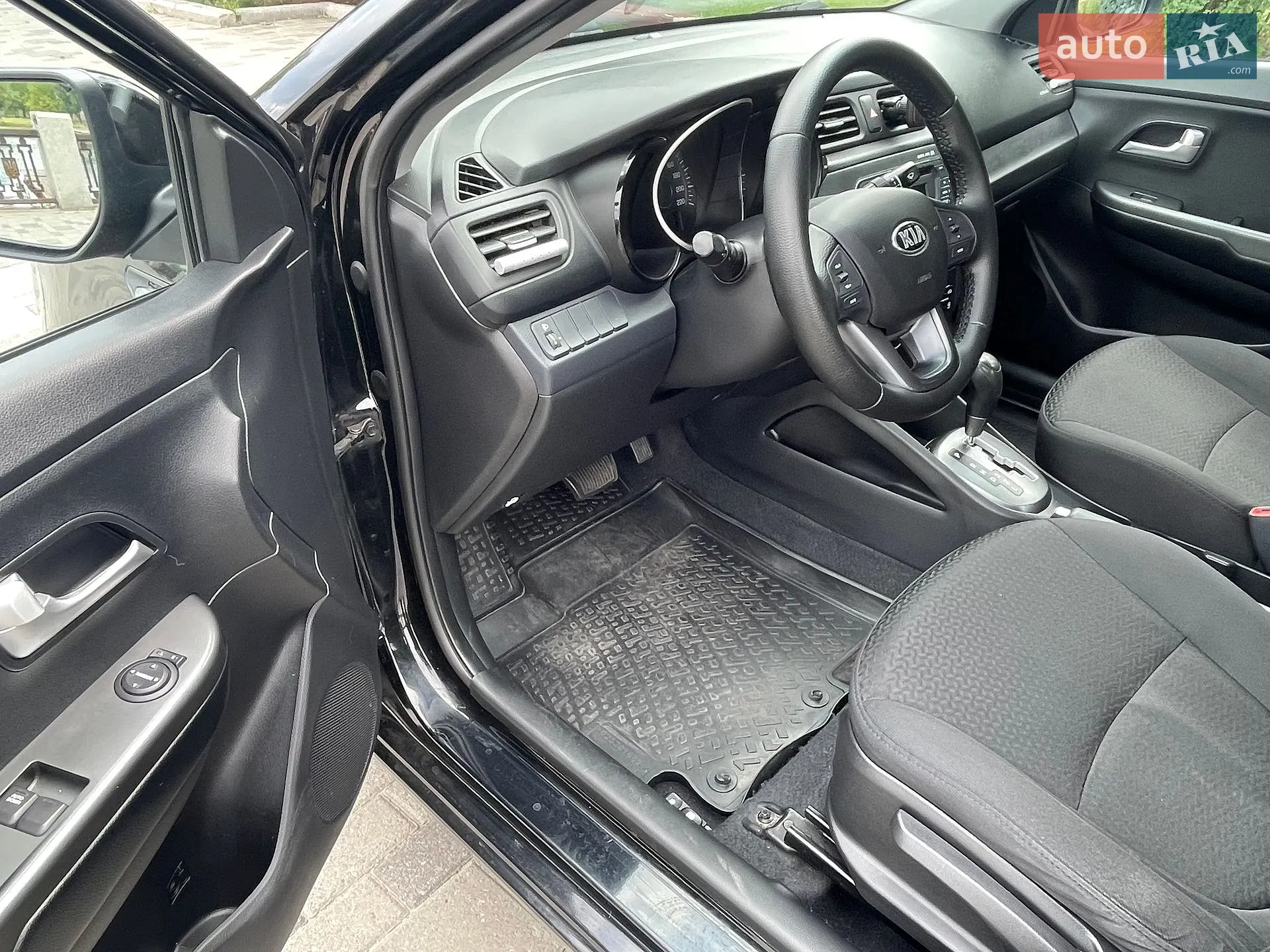 2013 Kia Rio - мініатюра 16