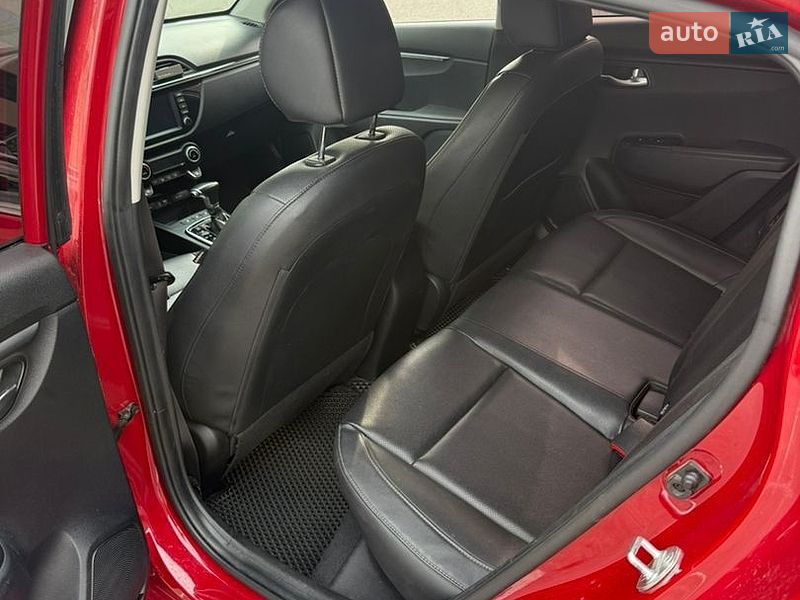Хэтчбек Kia Rio 2018 в Харькове