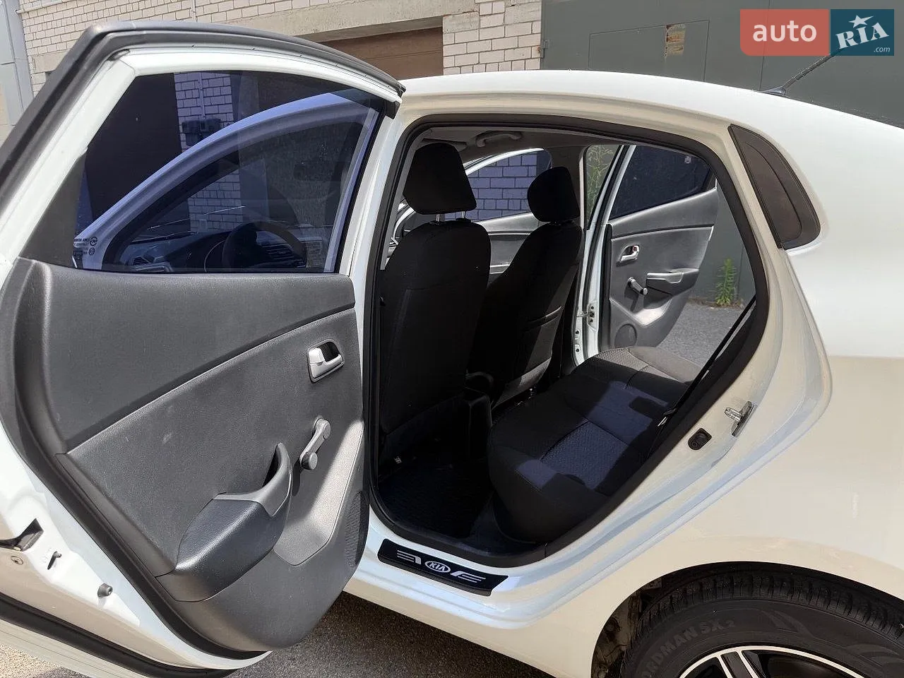 2014 Kia Rio - мініатюра 14