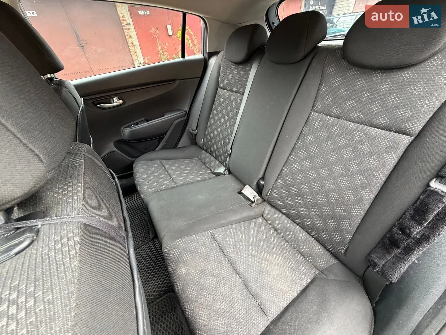 2019 Kia Rio - мініатюра 27