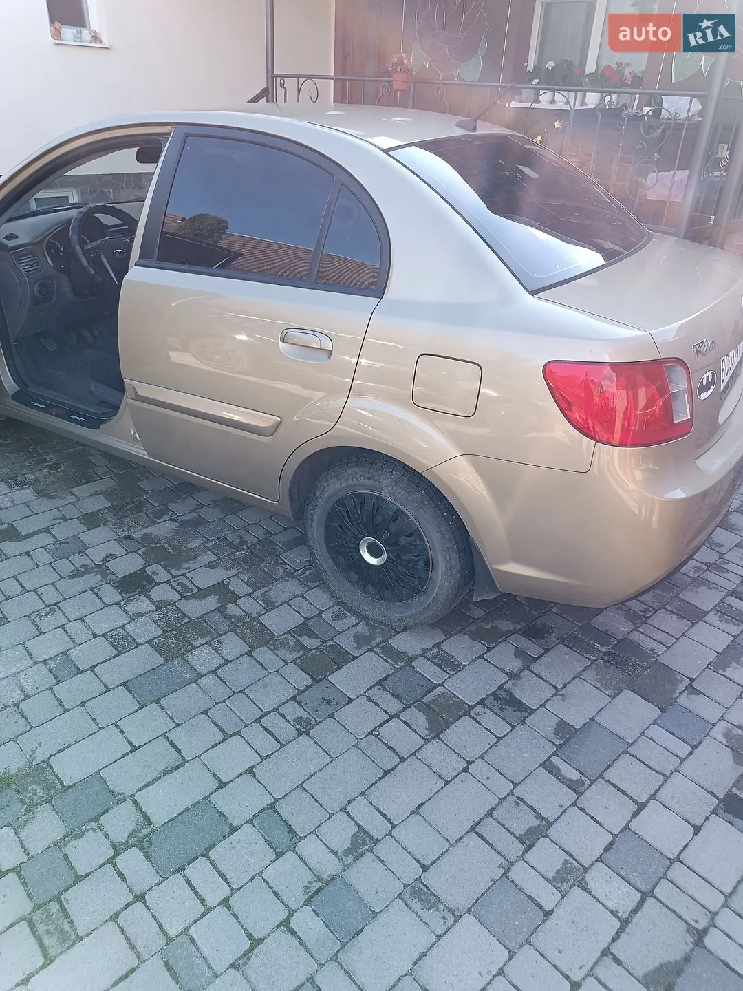 2010 Kia Rio - мініатюра 4