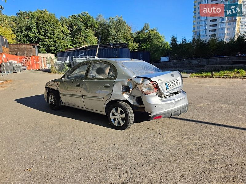 Седан Kia Rio 2011 в Киеве