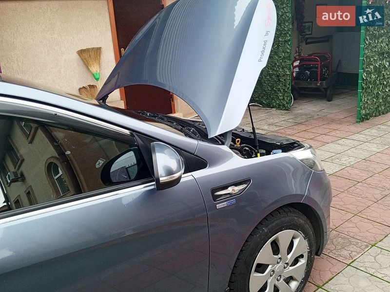 Хэтчбек Kia Rio 2012 в Борисполе