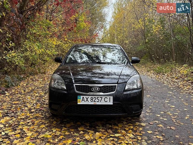 Седан Kia Rio 2011 в Харькове