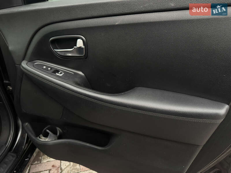 Микровэн Kia Rondo 2013 в Харькове фото 22 Микровэн Kia Rondo 2013 в Харькове