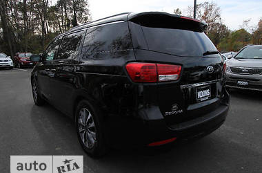 Минивэн Kia Sedona 2019 в Киеве