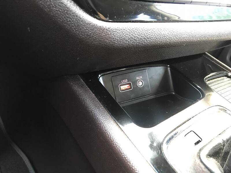 Мінівен Kia Sedona 2015 в Києві