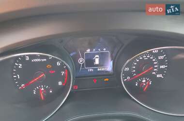 Мінівен Kia Sedona 2017 в Івано-Франківську