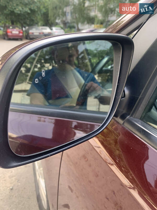 Минивэн Kia Sedona 2017 в Харькове