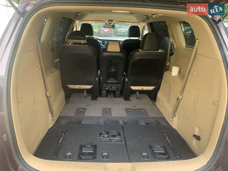 Минивэн Kia Sedona 2017 в Харькове