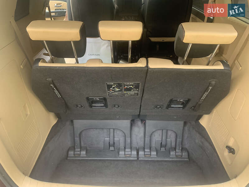 Минивэн Kia Sedona 2017 в Харькове