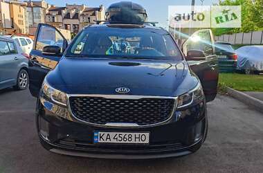Минивэн Kia Sedona 2015 в Киеве