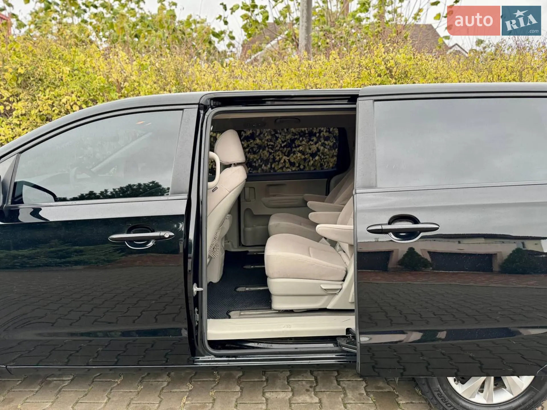 2014 Kia Sedona - мініатюра 18