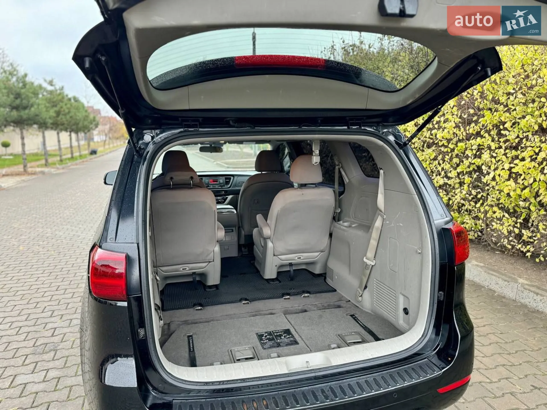 2014 Kia Sedona - мініатюра 20