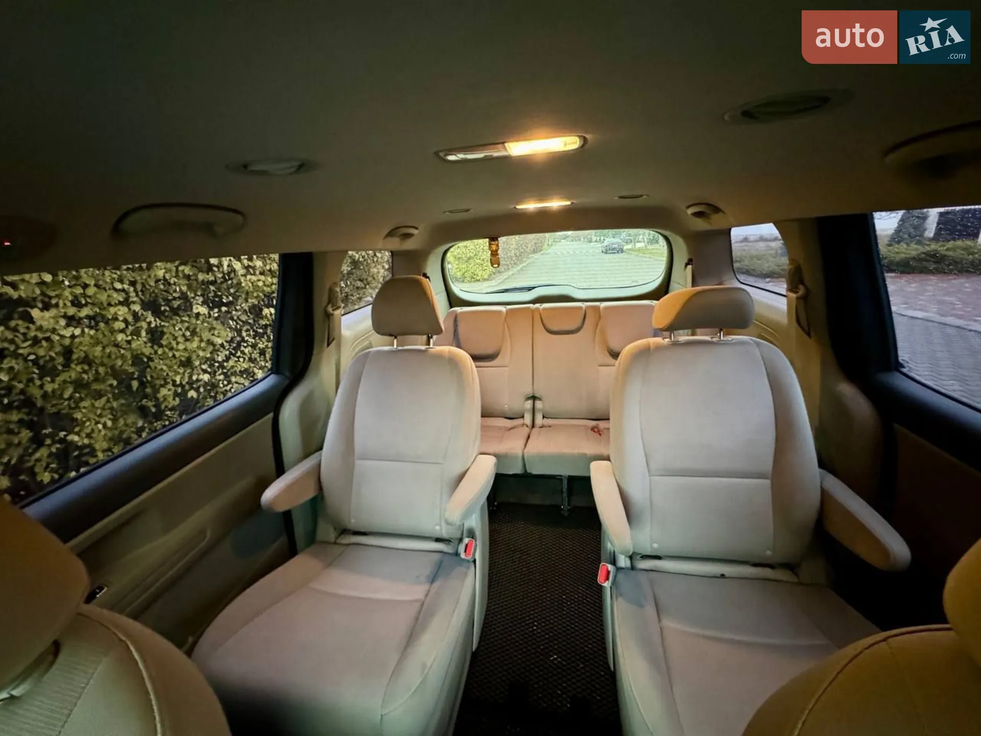 2014 Kia Sedona - мініатюра 22