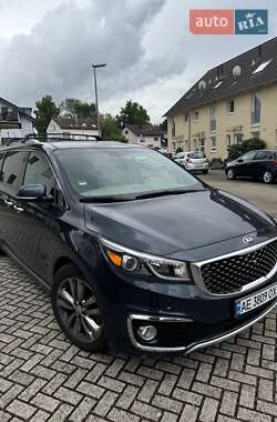 Мінівен Kia Sedona 2015 в Кривому Розі