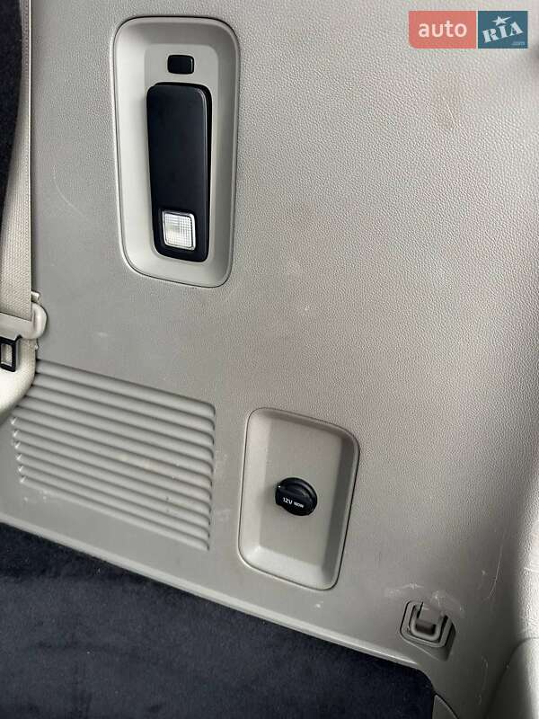 Мінівен Kia Sedona 2016 в Стрию