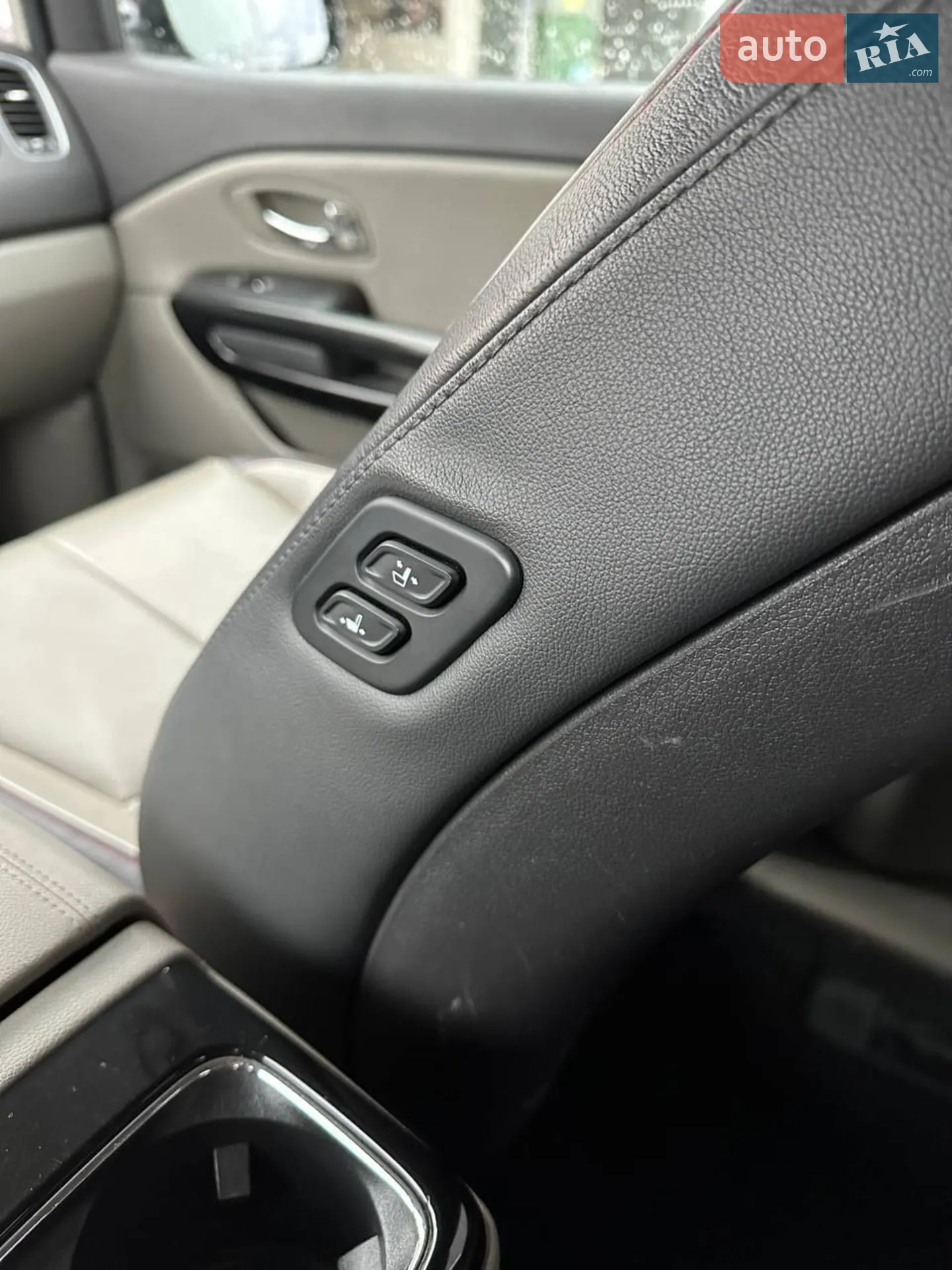 2016 Kia Sedona - мініатюра 7