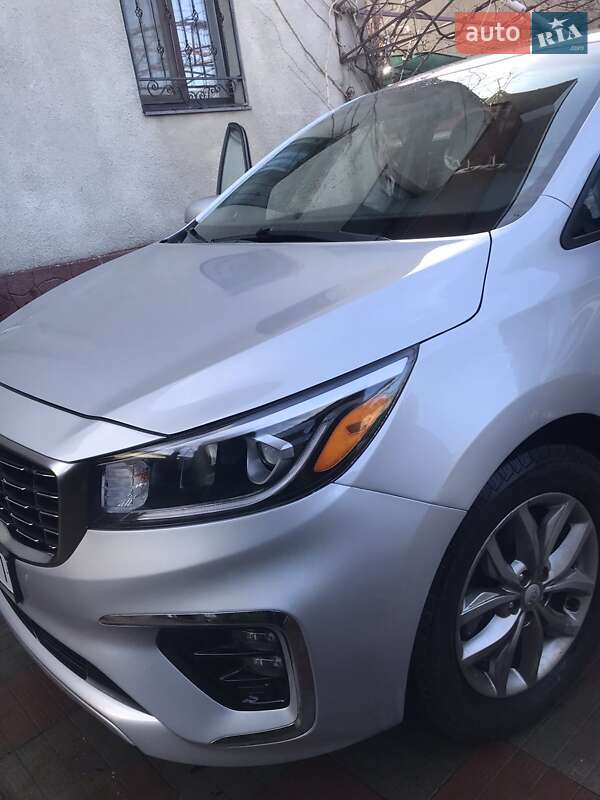 Мінівен Kia Sedona 2019 в Одесі