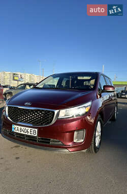 Минивэн Kia Sedona 2017 в Киеве