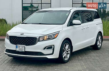 Минивэн Kia Sedona 2018 в Житомире
