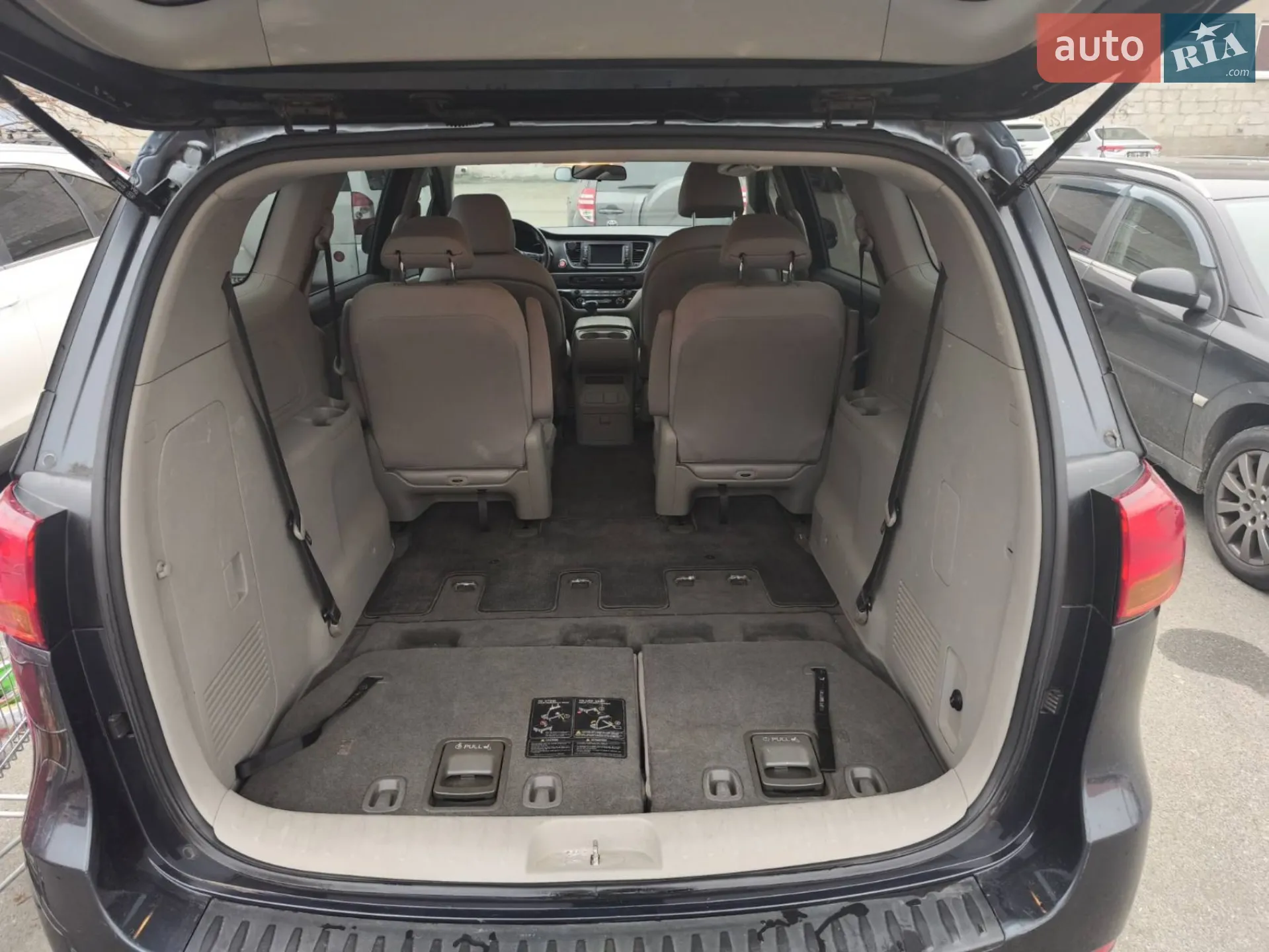 2015 Kia Sedona - мініатюра 8