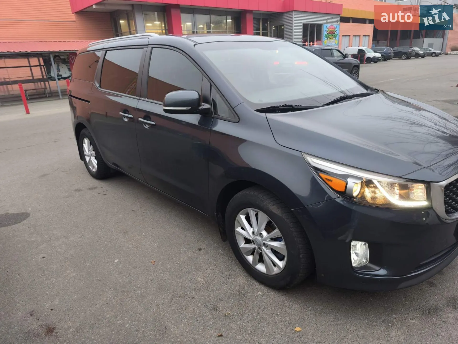 2015 Kia Sedona - мініатюра 26