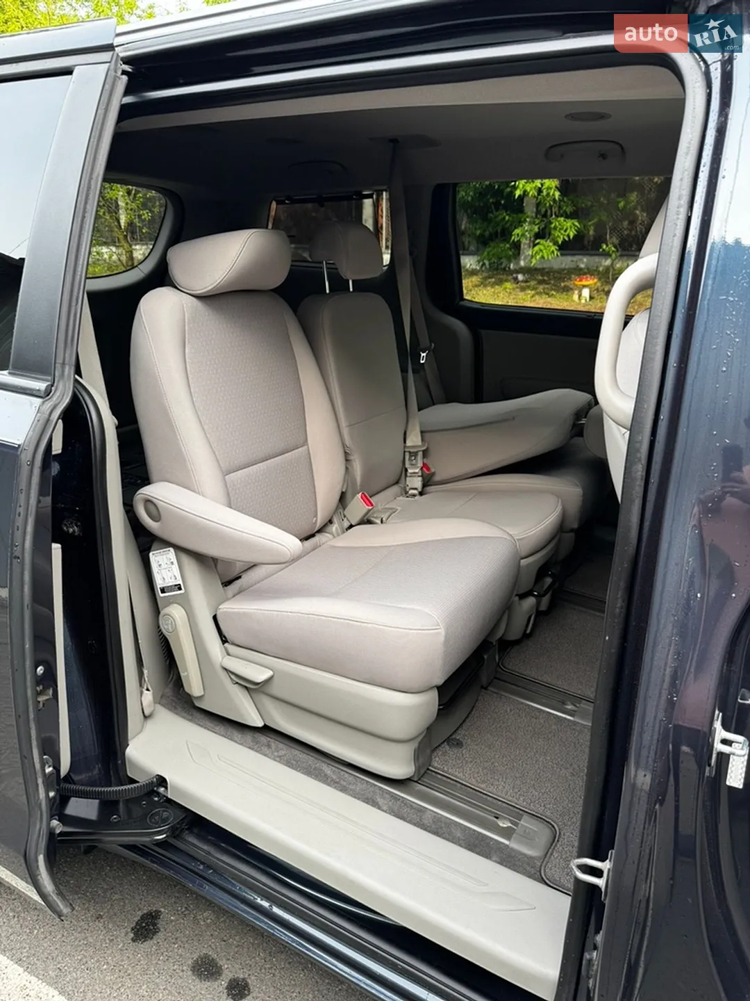 2015 Kia Sedona - мініатюра 11