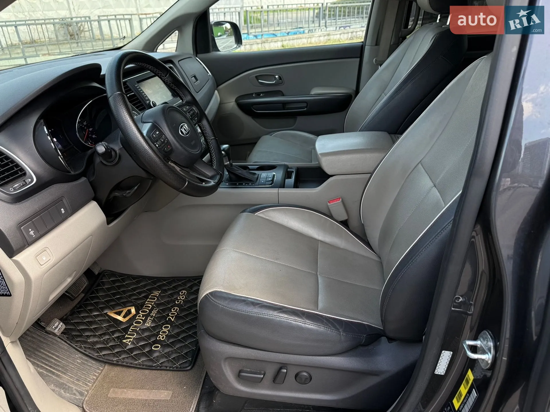 2017 Kia Sedona - мініатюра 13
