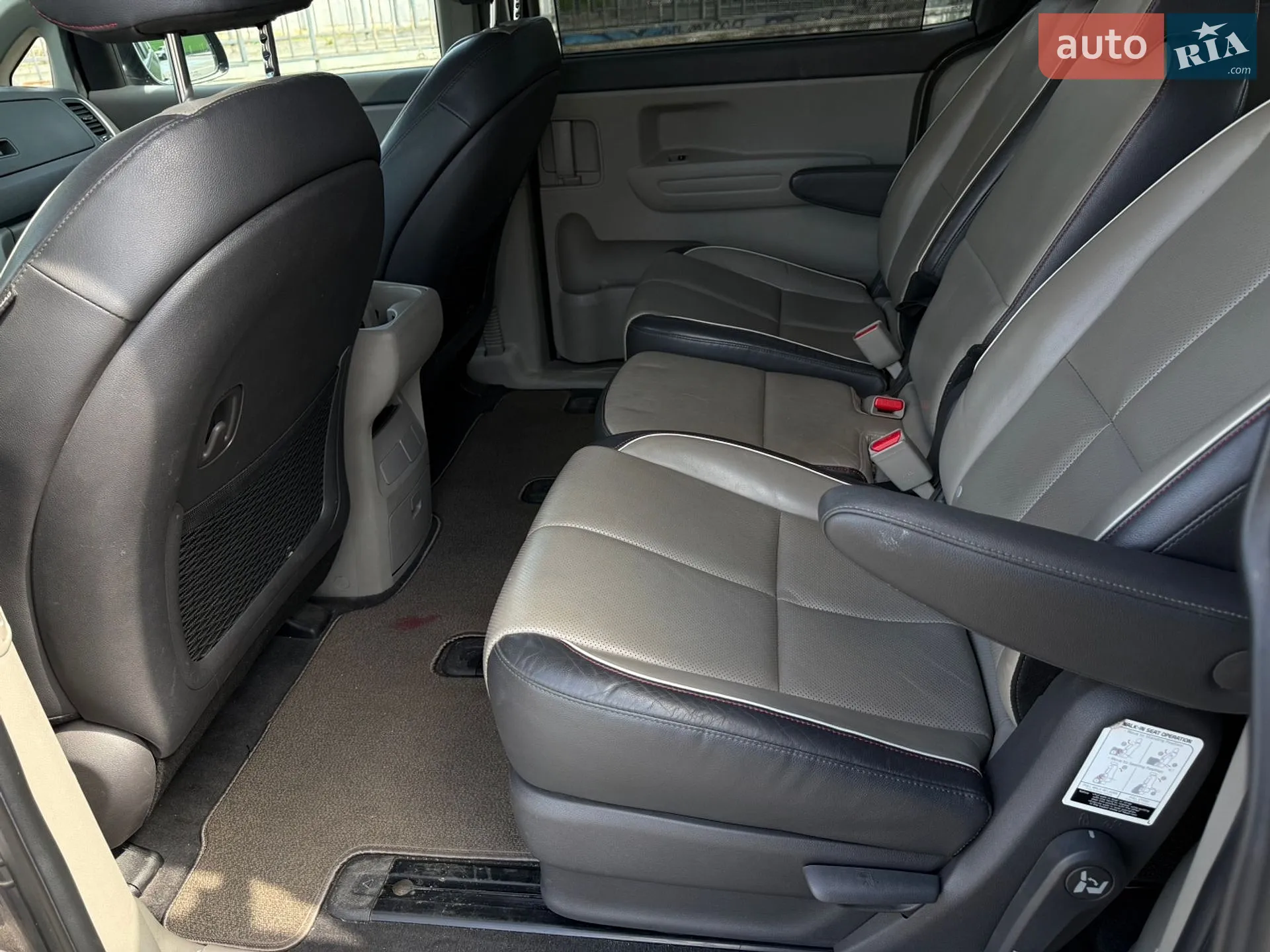 2017 Kia Sedona - мініатюра 15