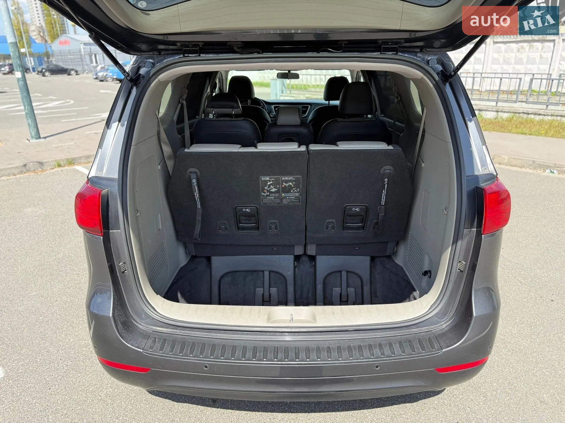 2017 Kia Sedona - мініатюра 25