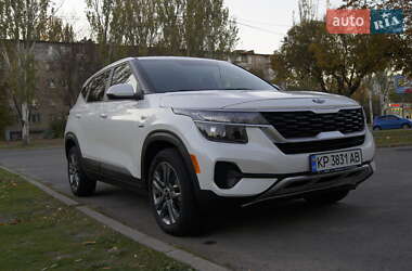 Внедорожник / Кроссовер Kia Seltos 2020 в 