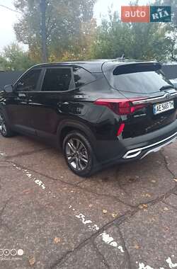 Позашляховик / Кросовер Kia Seltos 2020 в  фото 7 Позашляховик / Кросовер Kia Seltos 2020 в